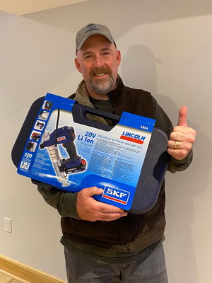 Winner in the FLO Components Truck World 2022 Lincoln 1884 PowerLuber Grease Gun Giveaway Contest - George Stoeckner