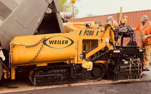 Weiler P285 Asphalt Paver at FLO Components NHES Booth #2016