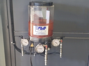 FLO Case Study - Centralized Autolube for Industrial Manufacturing Machine