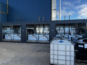 FLO Case Study - Containerized Lube Room